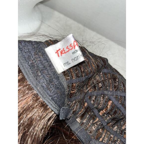 ARIA Wig by TRESSALLURE, Cherry wood Oil Basic Cool Comfort Cap Chic & Messy 5 - Picture 3 of 12